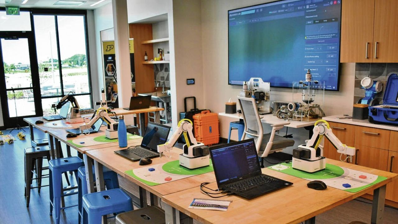 The new Design and Innovation Studio at the updated Endress+Hauser headquarters. (Photo credit: Sascha Harrell)
