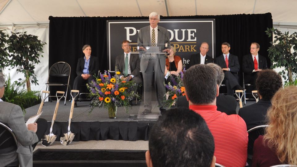 Gary Bertoline speaks at the groundbreaking