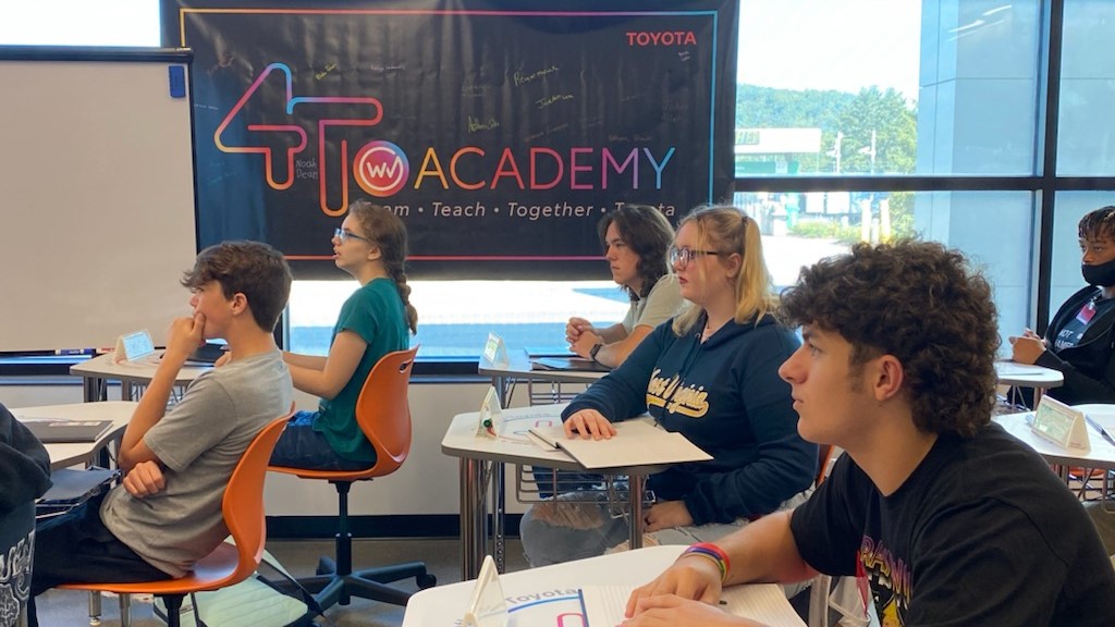 IN-MaC Pathways students attend Toyota Motor Manufacturing's 4T Academy program.