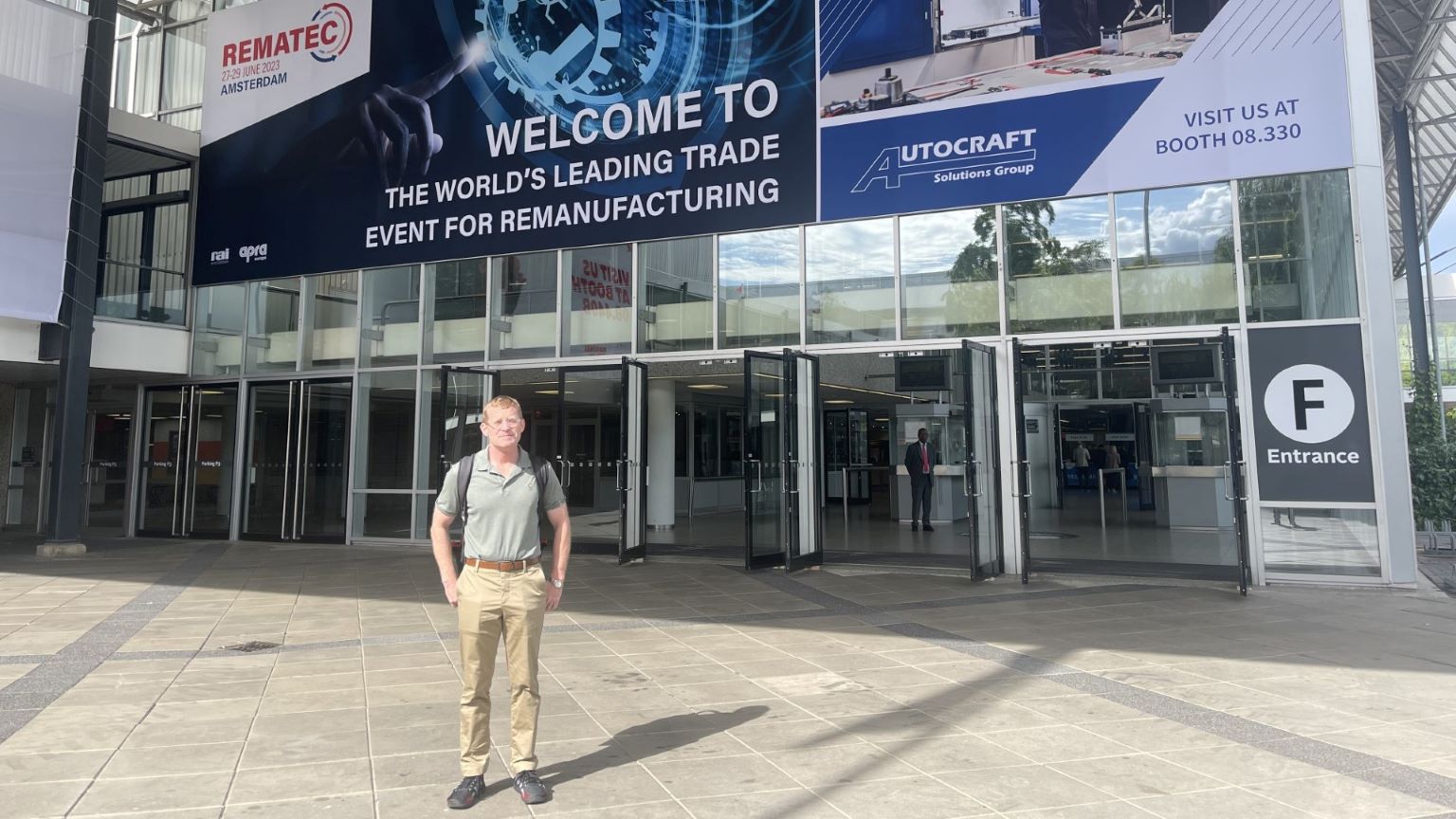 Tanoos made an academic journey abroad where he presented at four conferences in five days, across three different countries. At his second stop, he won best presenter for his work on global supply chain issues in the automotive industry.