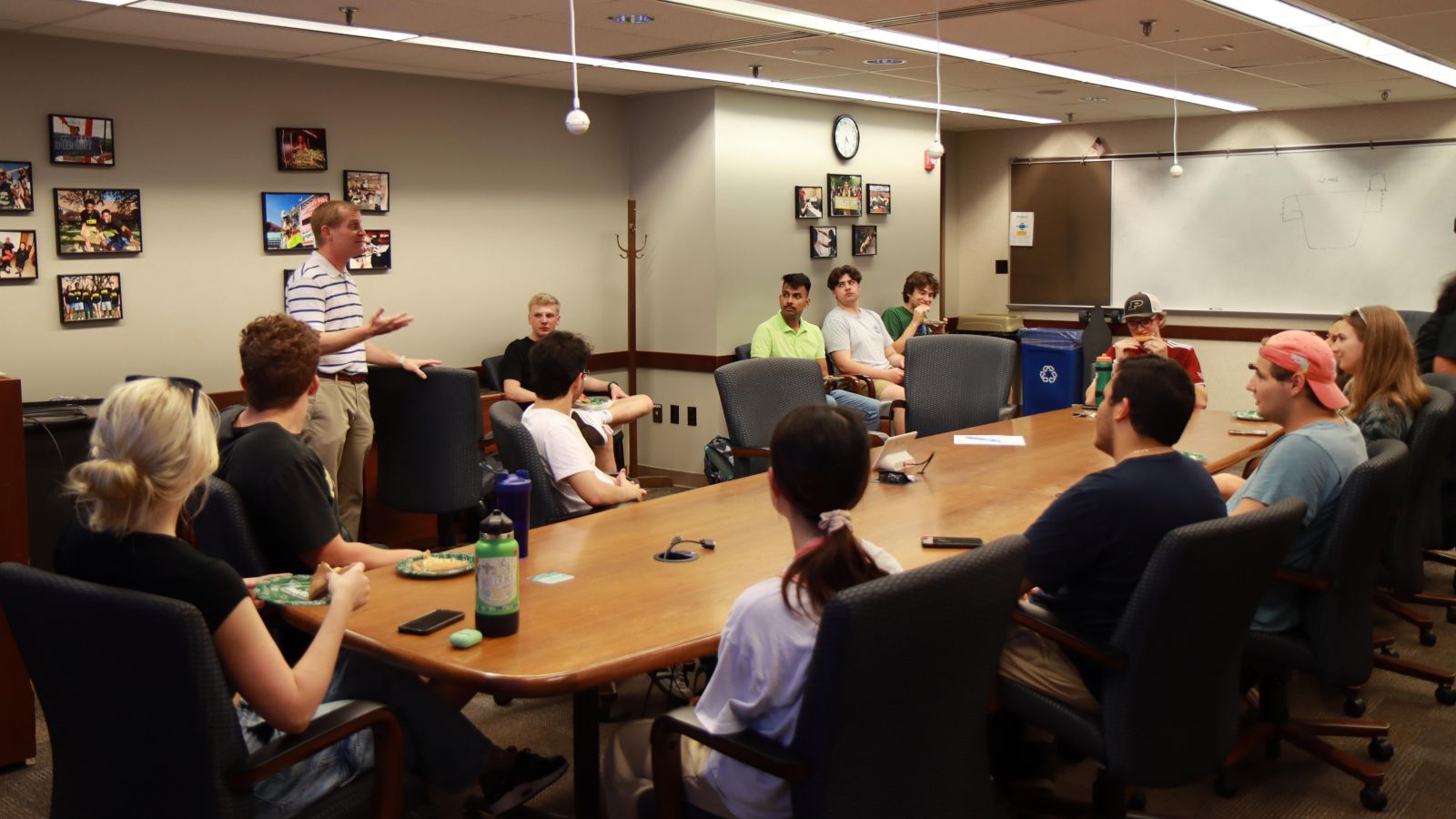 Tanoos (standing) spoke to prospective dual-degree students about his experiences running academic programs in Germany.