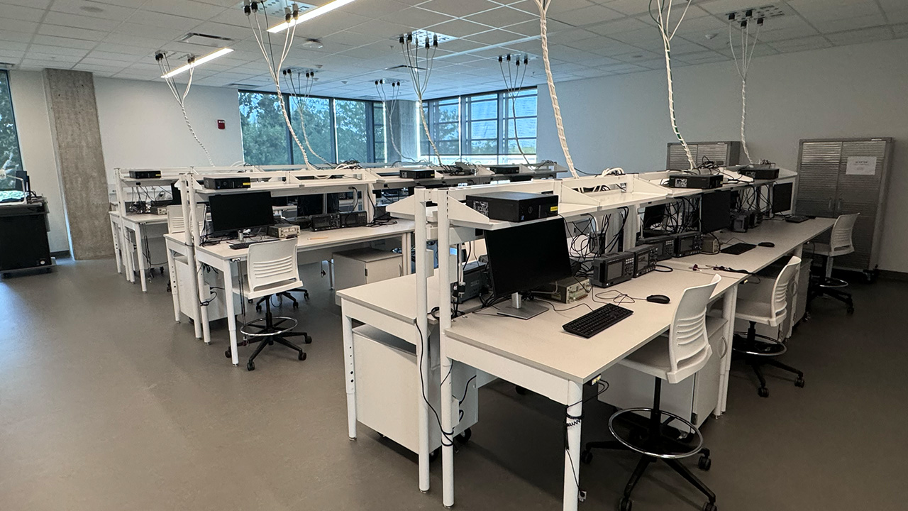 Computing Engineering Tech Lab