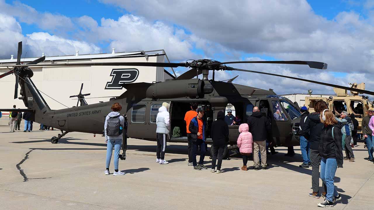 Aviation Day to feature alumni pilots, parachute team, commercial and military aircraft