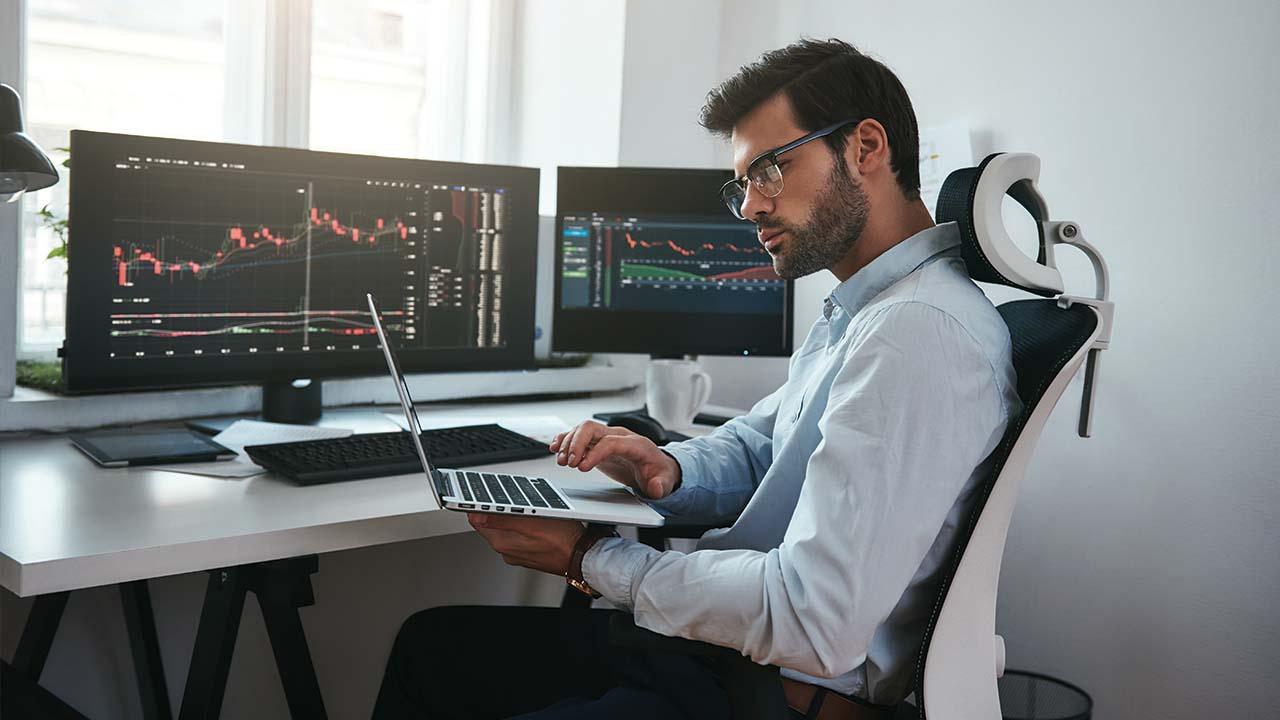 Doctor of Engineering or Doctor of Technology: Purdue's innovative, collaborative, experiential online doctoral programs offer radically different opportunities