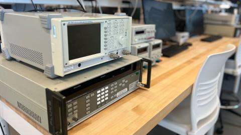 Electronics Lab 1 - Advanced