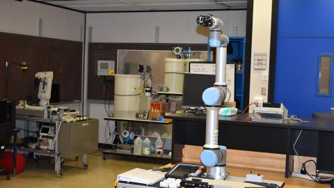 ECET Senior Design Laboratory