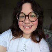 Hana Amos Photo