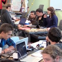 Pilot students in the transdisciplinary study program work in the Design Lab.