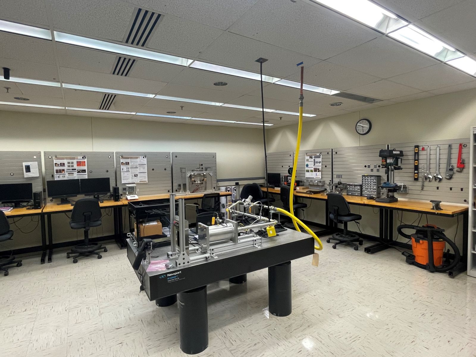 Lab_KNOY102